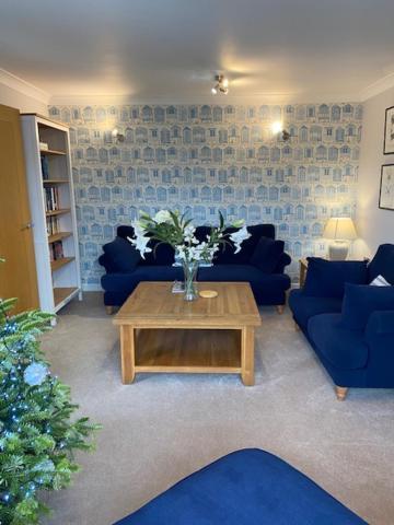 Stylish Contemporary Seaside Holiday Home With 5 Bedrooms, Sea View, Parking And Ev Point خليج هيرن المظهر الخارجي الصورة
